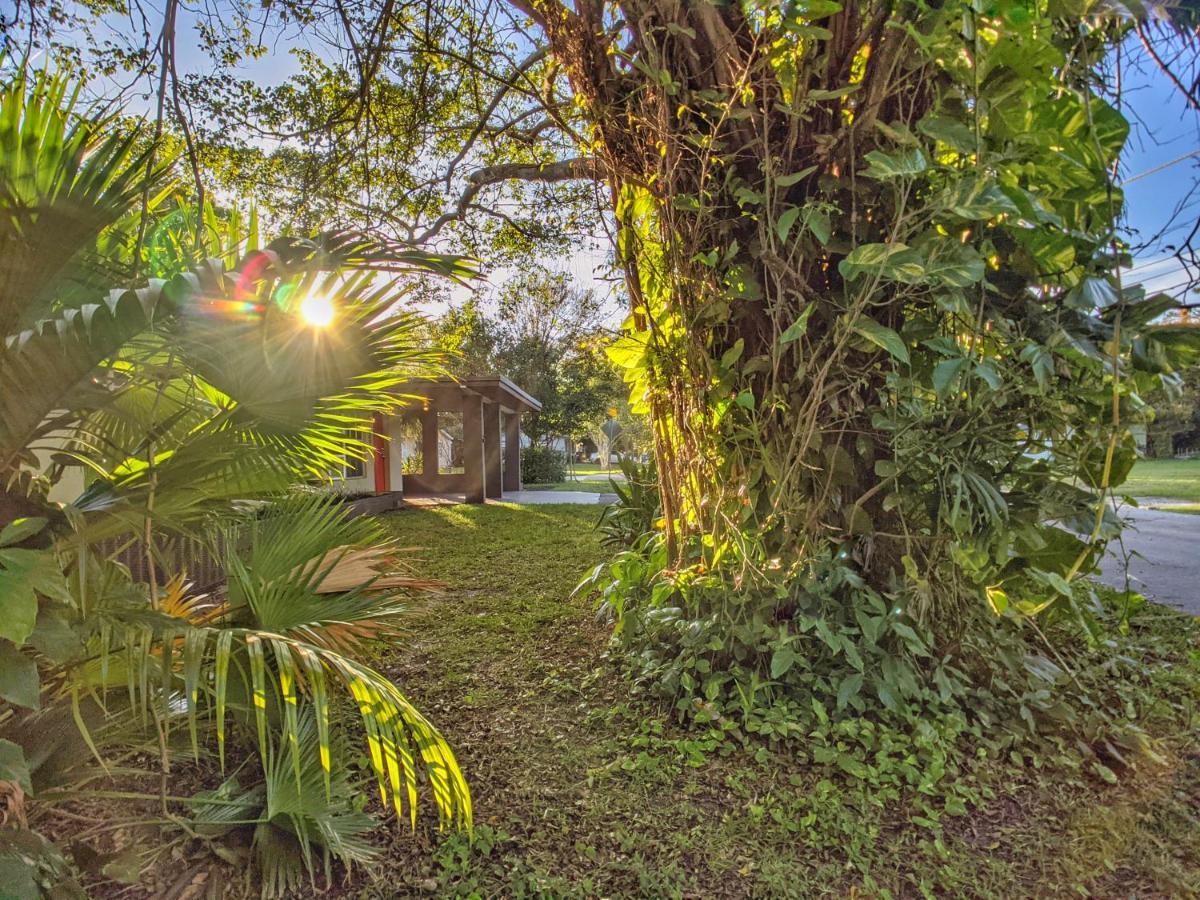 The Place Fort Lauderdale Exterior photo