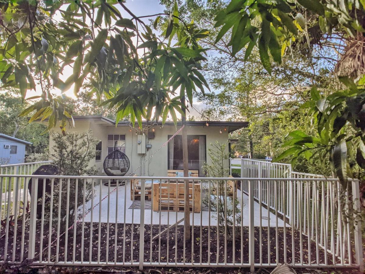 The Place Fort Lauderdale Exterior photo